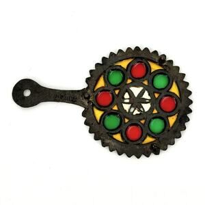 Cast Iron Stained Glass Trivet 8” Skillet Shaped Star Taiwan HD Cabin Cottage